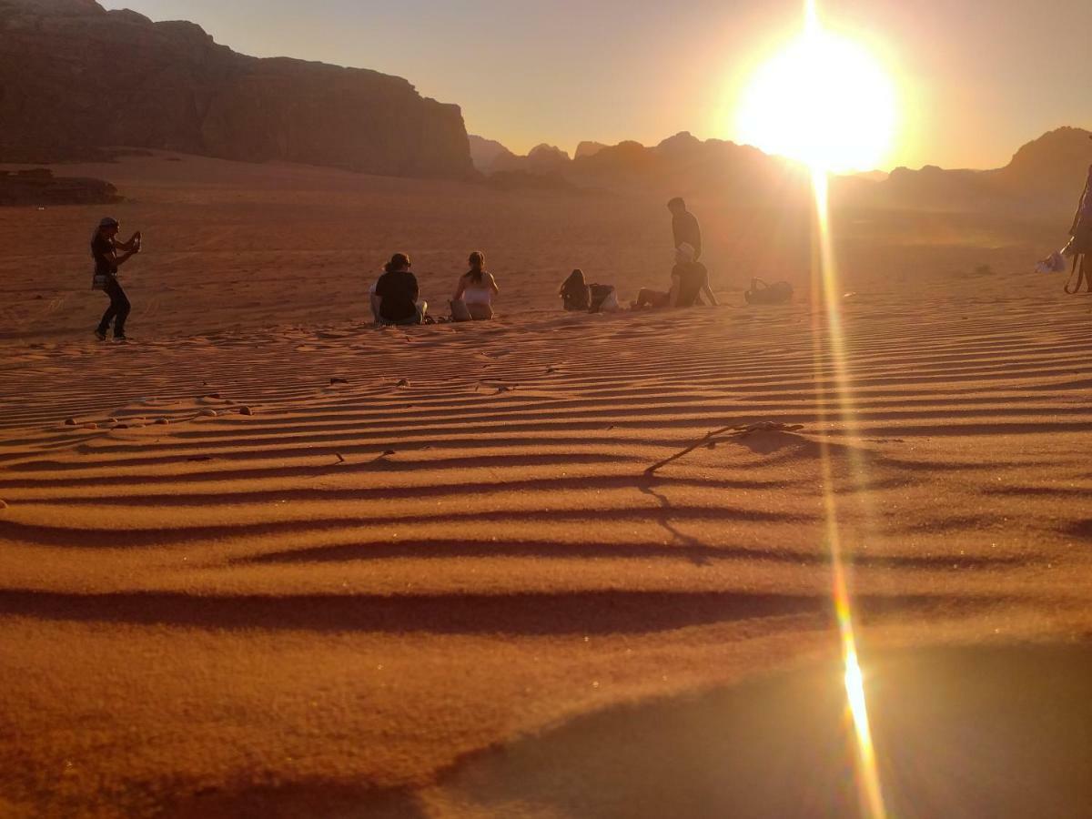 Wadi Rum Fun Time Tour'S Ngoại thất bức ảnh