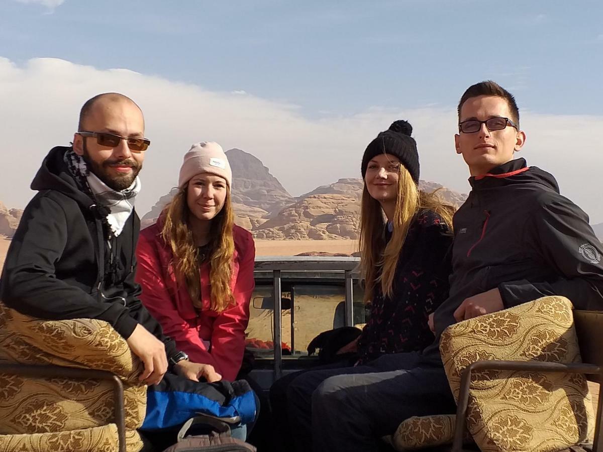 Wadi Rum Fun Time Tour'S Ngoại thất bức ảnh
