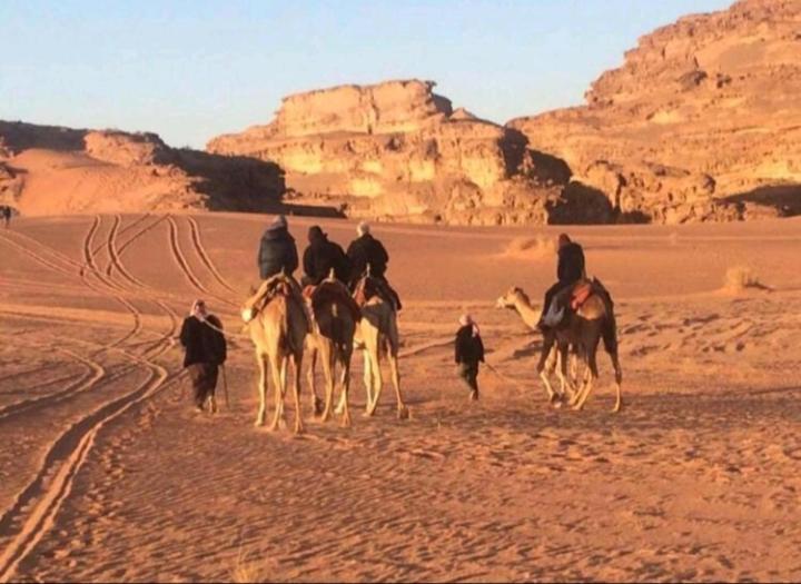 Wadi Rum Fun Time Tour'S Ngoại thất bức ảnh